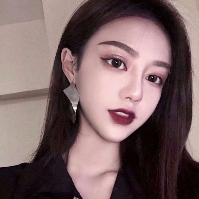 又一个“王”走下神坛！他曾和巴菲特齐名